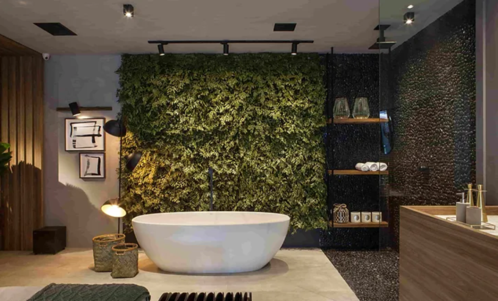 Jardim vertical preservado em ambiente interno
